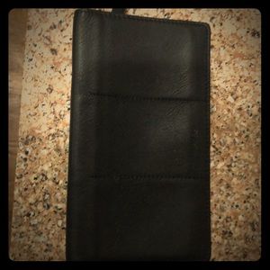 Ecco wallet A STEAL
